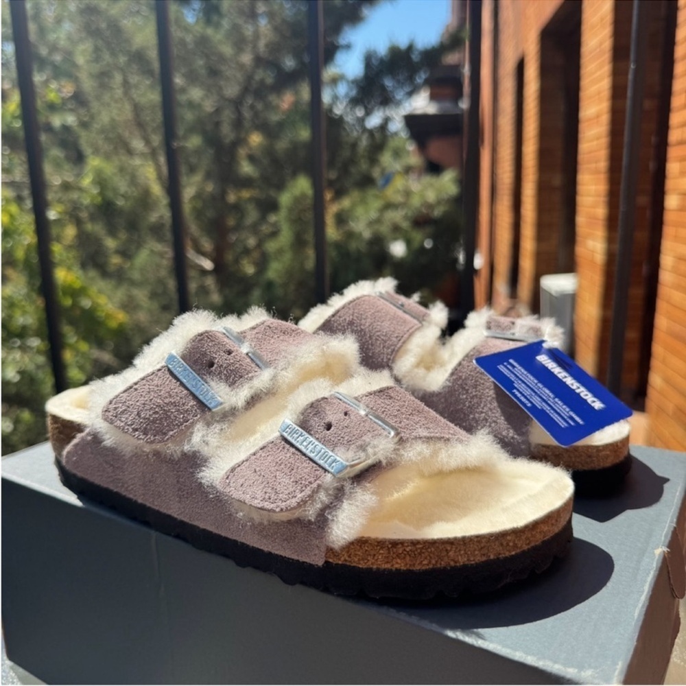 New Birkenstock Arizona Shearling Sandals Slides Purple Sherpa Purple Suede 39 - Picture 5 of 12
